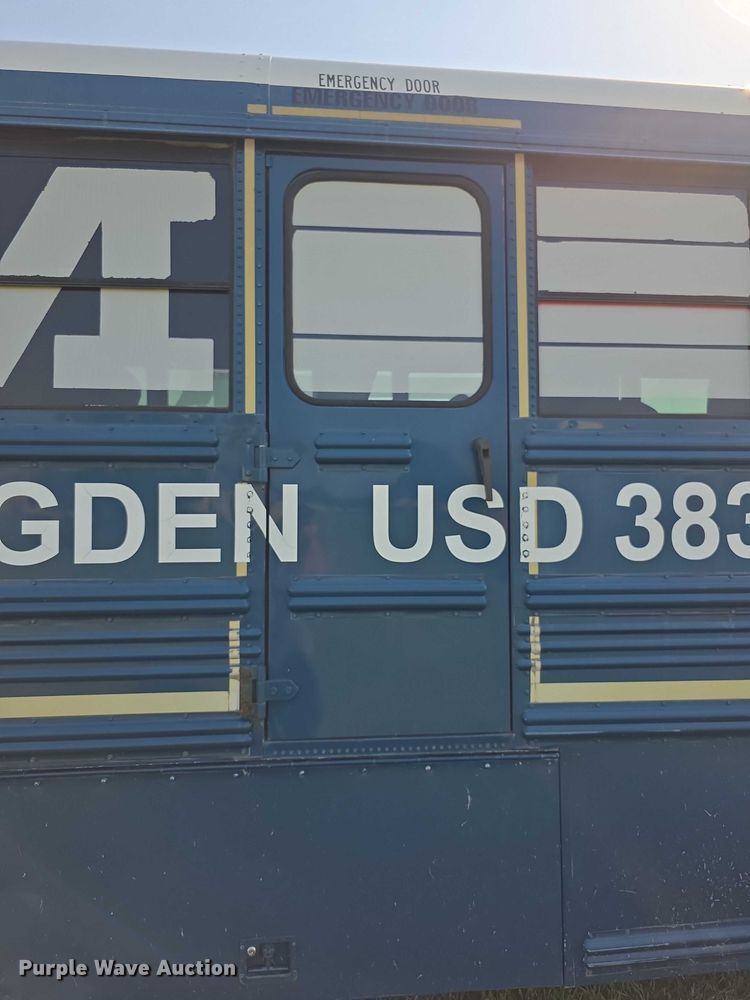 image for item EF3708 2008 Thomas Built HDX school bus