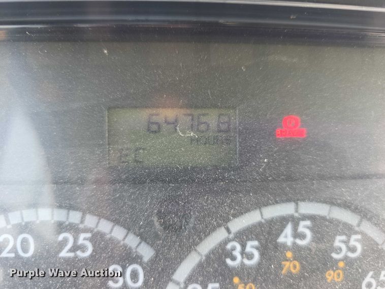 image for item EF3708 2008 Thomas Built HDX school bus