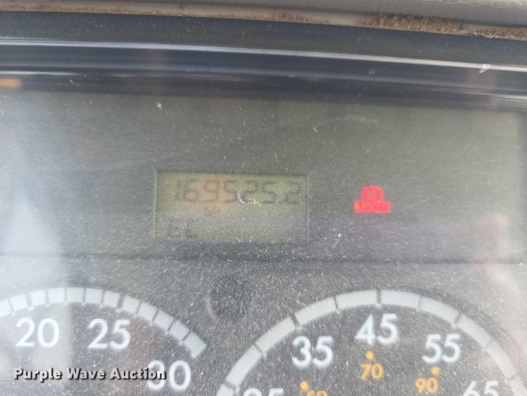 image for item EF3708 2008 Thomas Built HDX school bus