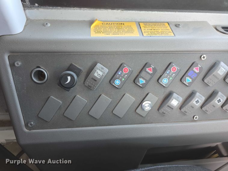 image for item EF3708 2008 Thomas Built HDX school bus