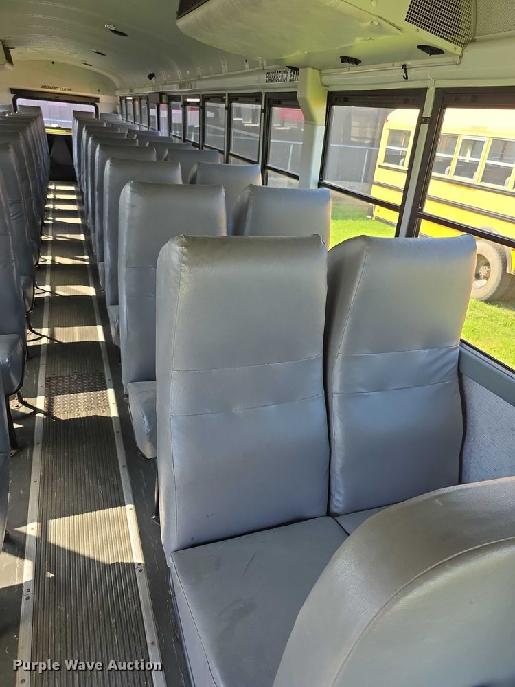 image for item EF3708 2008 Thomas Built HDX school bus