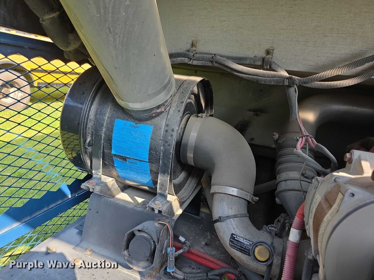 image for item EF3708 2008 Thomas Built HDX school bus