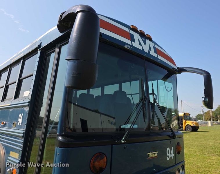 image for item EF3709 2009 Thomas Built HDX school bus