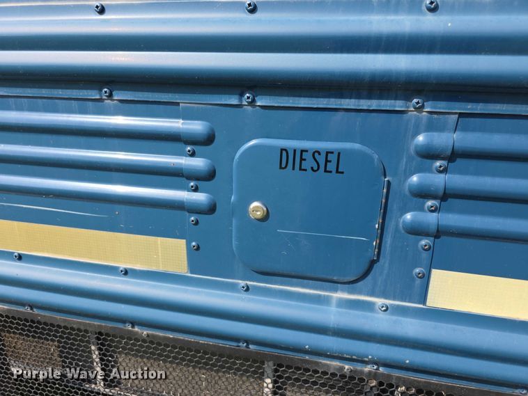 image for item EF3709 2009 Thomas Built HDX school bus