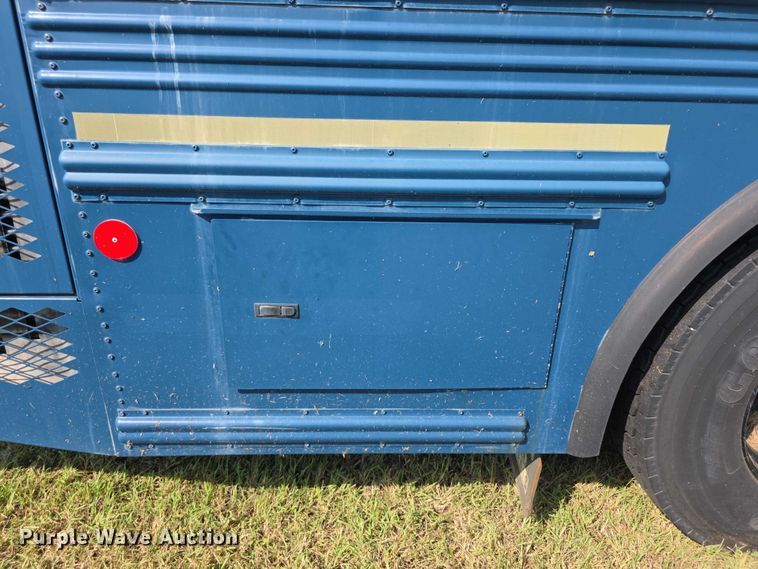 image for item EF3709 2009 Thomas Built HDX school bus