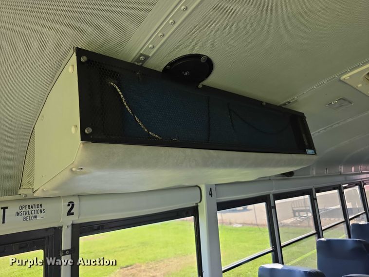 image for item EF3709 2009 Thomas Built HDX school bus