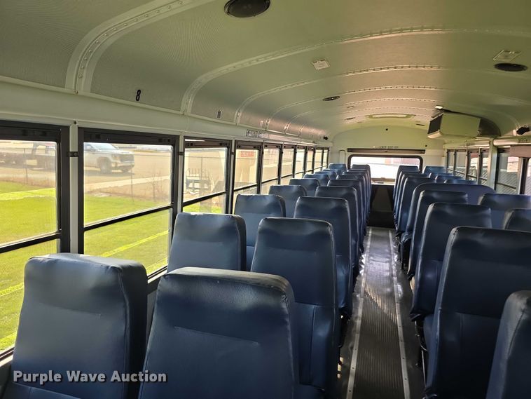 image for item EF3709 2009 Thomas Built HDX school bus