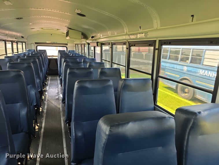 image for item EF3709 2009 Thomas Built HDX school bus