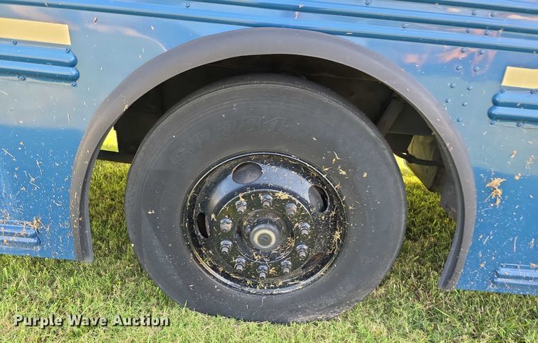 image for item EF3709 2009 Thomas Built HDX school bus