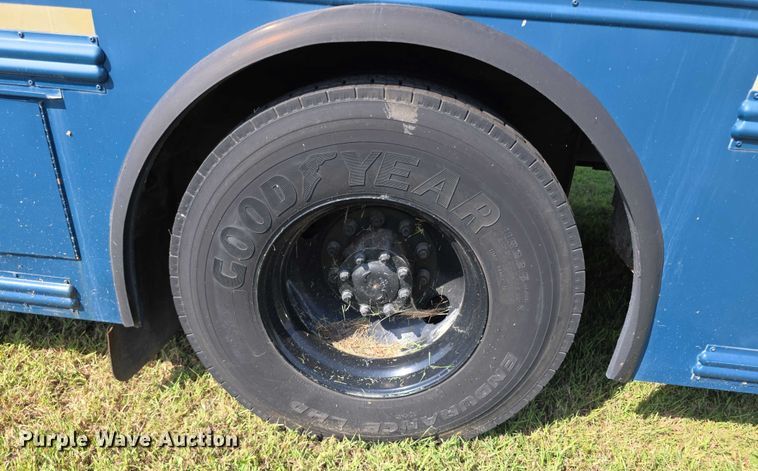 image for item EF3709 2009 Thomas Built HDX school bus