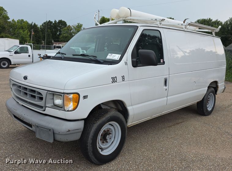 image for item EF3711 1999 Ford Econoline E250 van