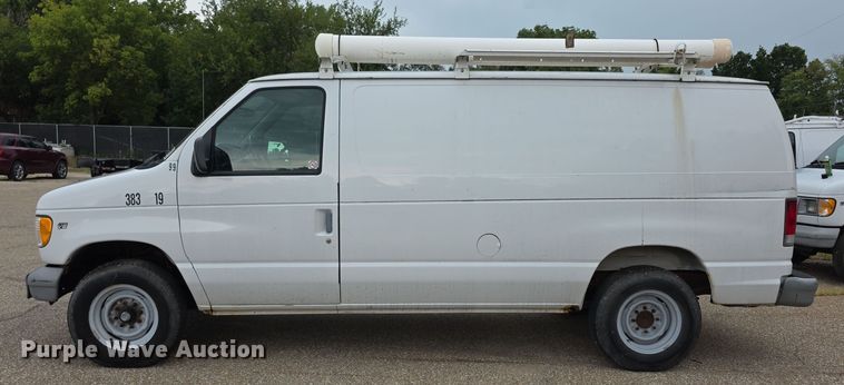 image for item EF3711 1999 Ford Econoline E250 van