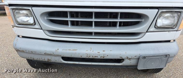 image for item EF3711 1999 Ford Econoline E250 van