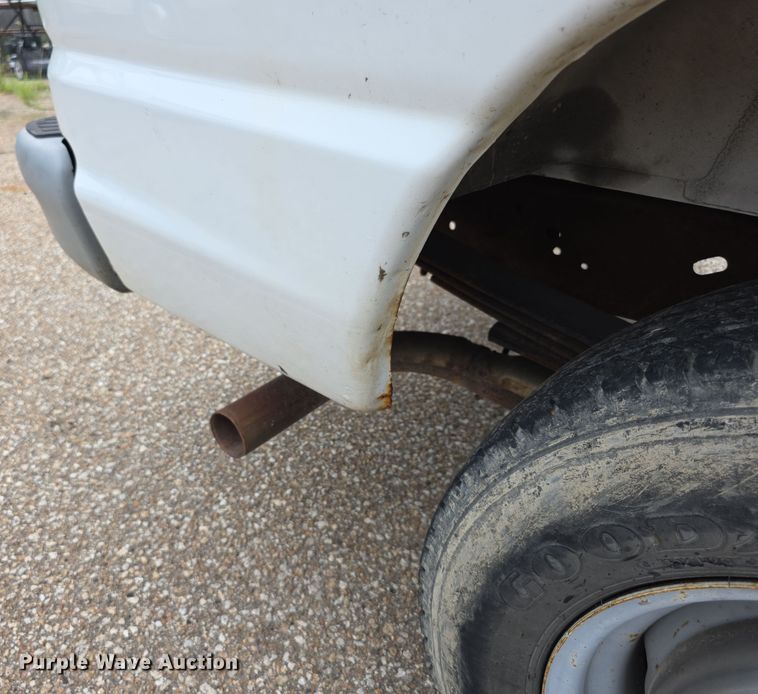 image for item EF3711 1999 Ford Econoline E250 van