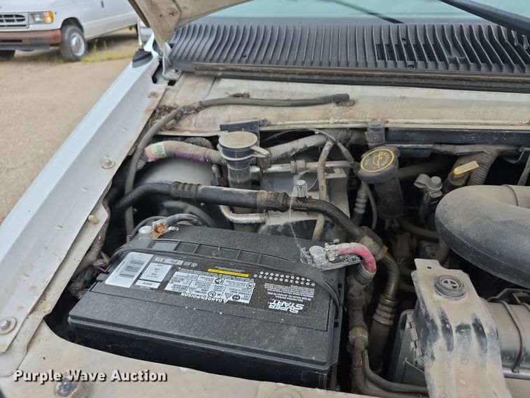 image for item EF3711 1999 Ford Econoline E250 van