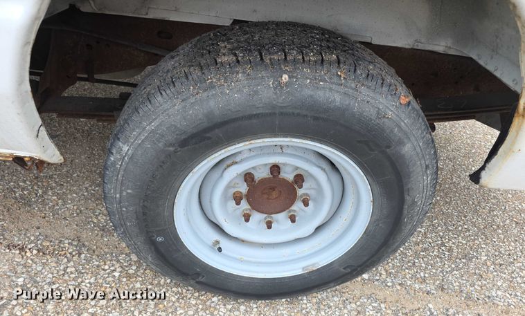 image for item EF3711 1999 Ford Econoline E250 van