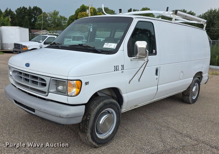image for item EF3712 1997 Ford Econoline E250 van