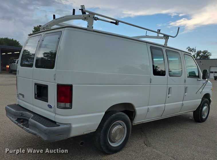 image for item EF3712 1997 Ford Econoline E250 van