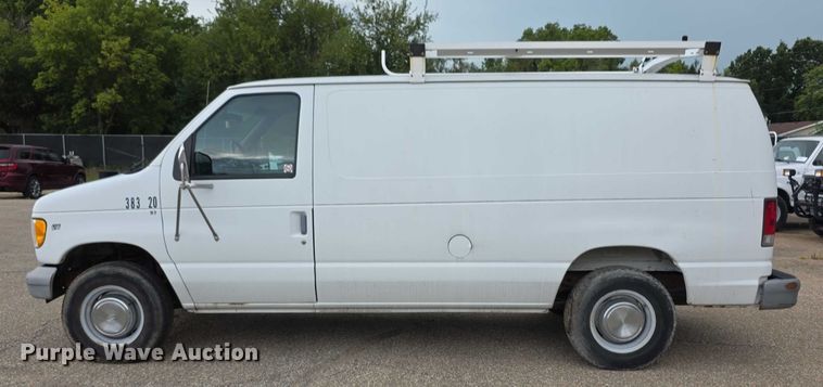 image for item EF3712 1997 Ford Econoline E250 van