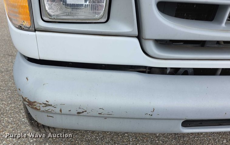 image for item EF3712 1997 Ford Econoline E250 van