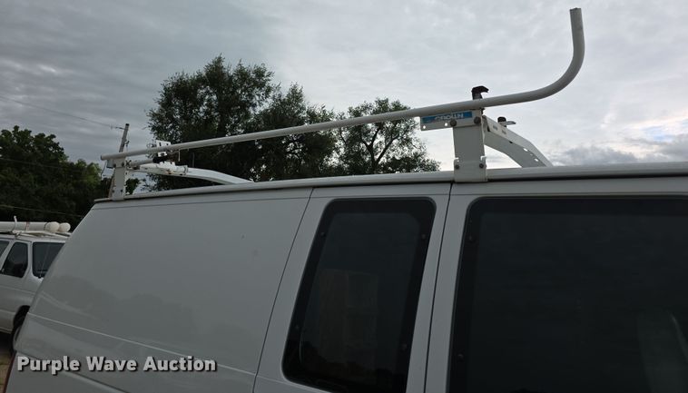 image for item EF3712 1997 Ford Econoline E250 van