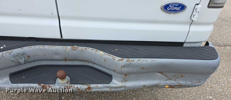 image for item EF3712 1997 Ford Econoline E250 van