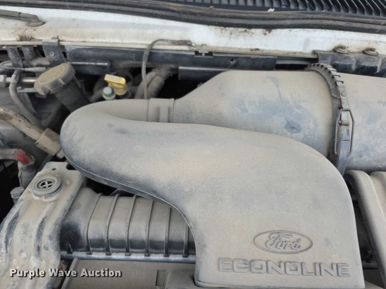 image for item EF3712 1997 Ford Econoline E250 van