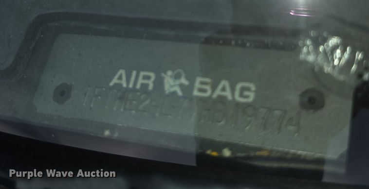 image for item EF3712 1997 Ford Econoline E250 van