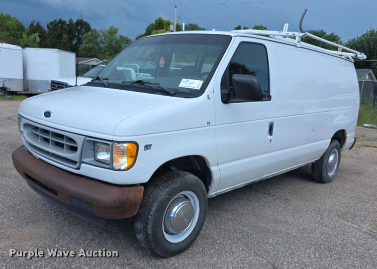 image for item EF3713 2001 Ford Econoline E250 van