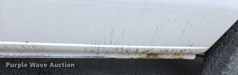 image for item EF3713 2001 Ford Econoline E250 van