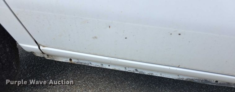 image for item EF3713 2001 Ford Econoline E250 van