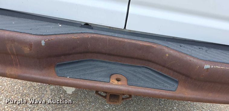 image for item EF3713 2001 Ford Econoline E250 van