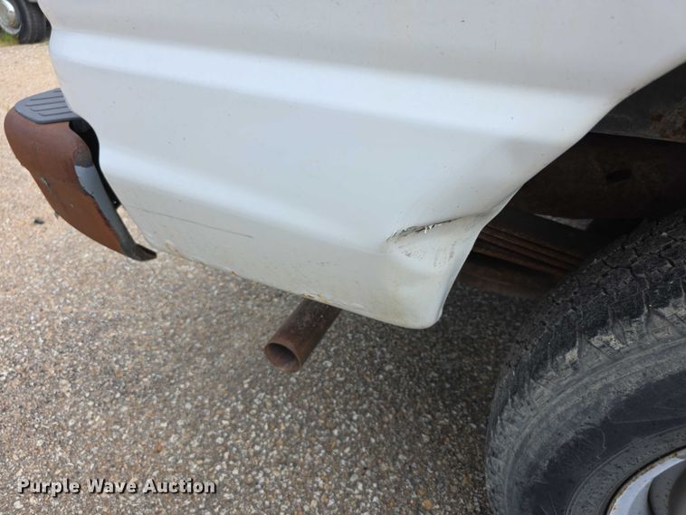 image for item EF3713 2001 Ford Econoline E250 van