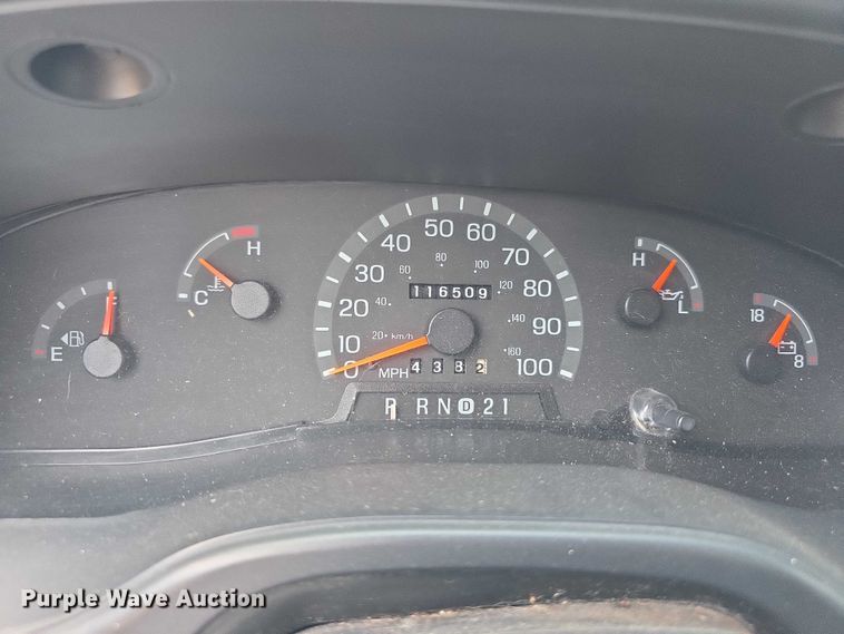 image for item EF3713 2001 Ford Econoline E250 van