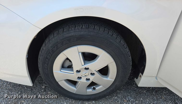 image for item EF3731 2011 Toyota Prius 