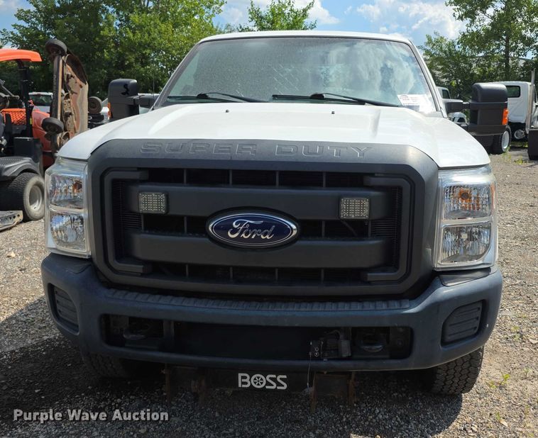 image for item EF3750 2016 Ford F250 Super Duty SuperCab pickup truck