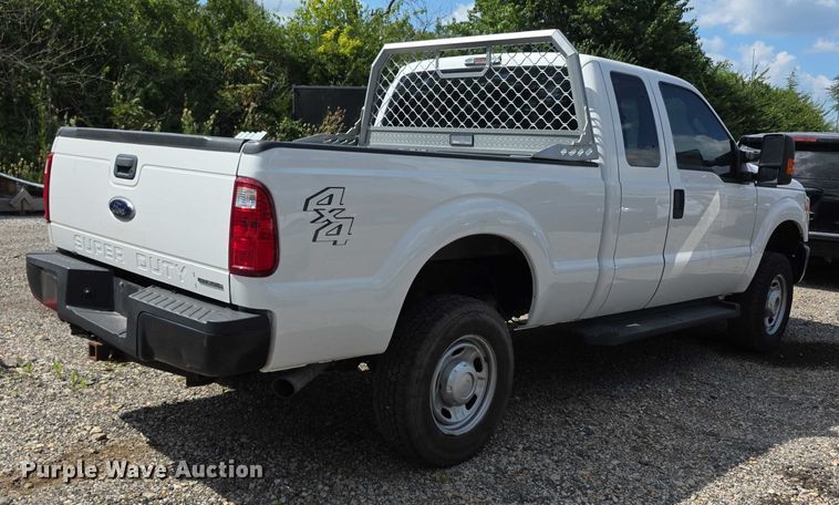 image for item EF3750 2016 Ford F250 Super Duty SuperCab pickup truck