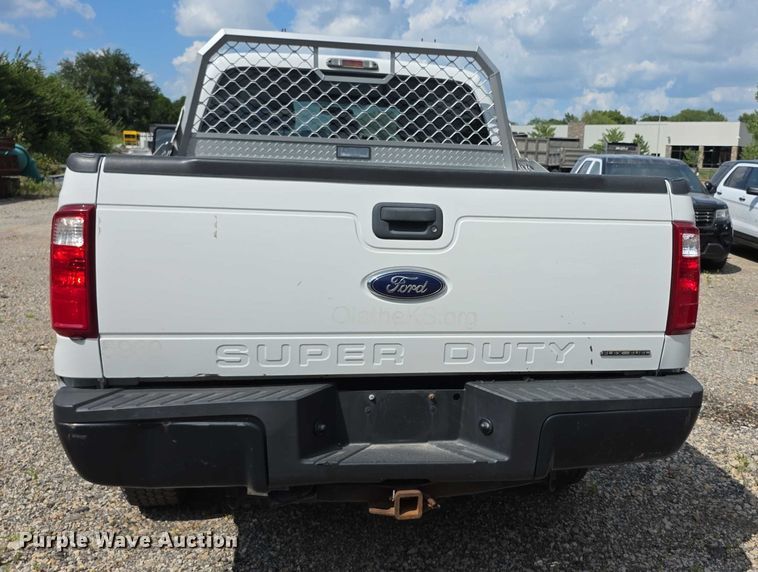 image for item EF3750 2016 Ford F250 Super Duty SuperCab pickup truck