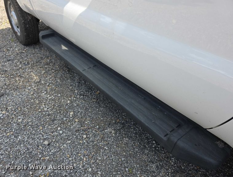 image for item EF3750 2016 Ford F250 Super Duty SuperCab pickup truck