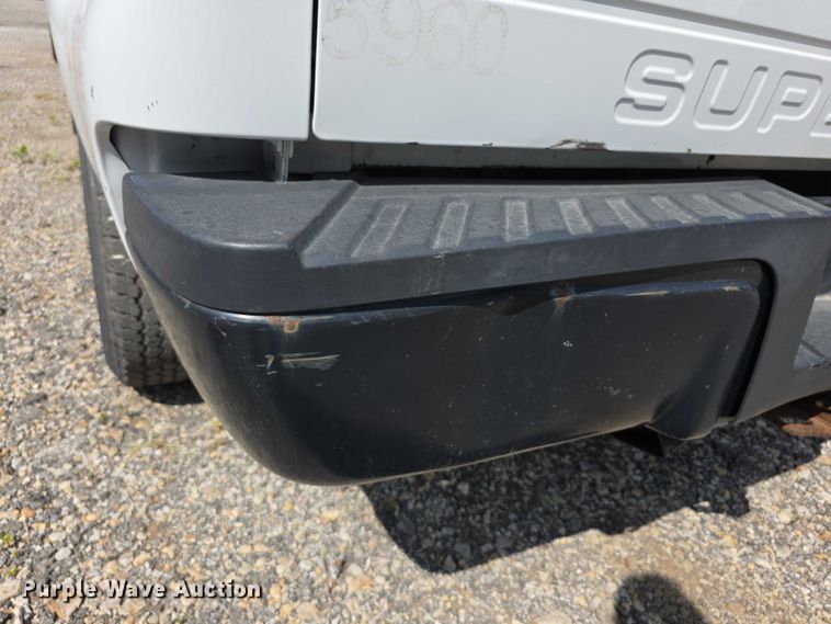 image for item EF3750 2016 Ford F250 Super Duty SuperCab pickup truck