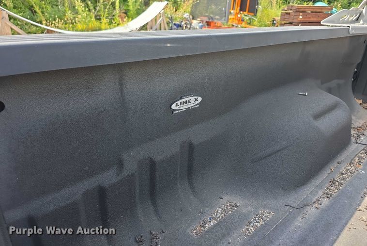 image for item EF3750 2016 Ford F250 Super Duty SuperCab pickup truck