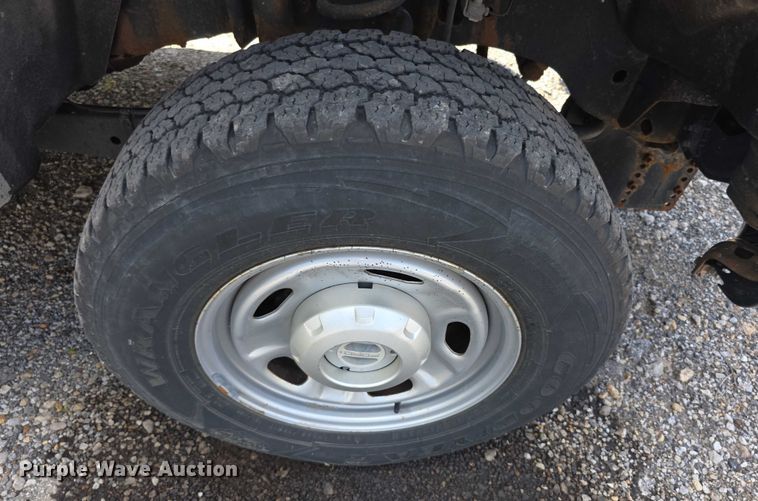 image for item EF3750 2016 Ford F250 Super Duty SuperCab pickup truck