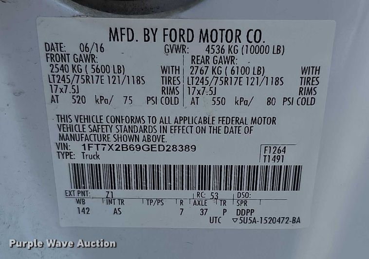 image for item EF3750 2016 Ford F250 Super Duty SuperCab pickup truck