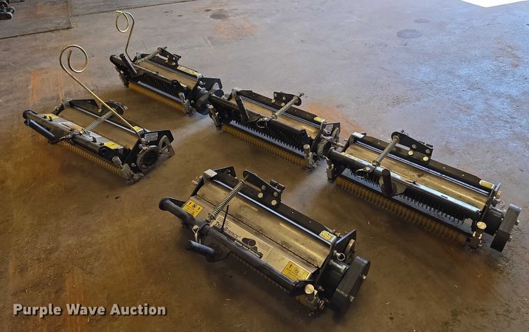 image for item EG8158 (5) True-Surface vertical mower reels