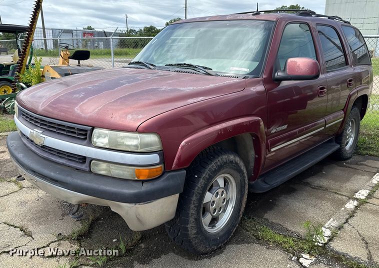 image for item EJ4742 2002 Chevrolet Tahoe SUV