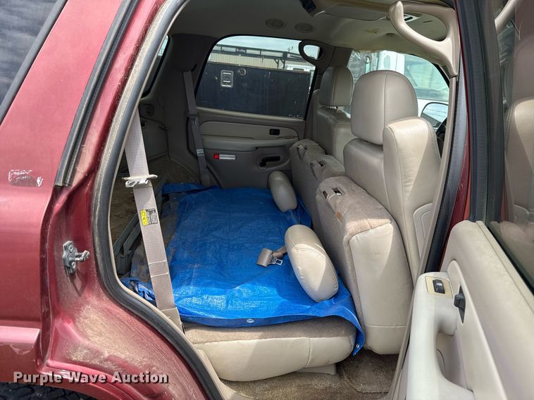 image for item EJ4742 2002 Chevrolet Tahoe SUV