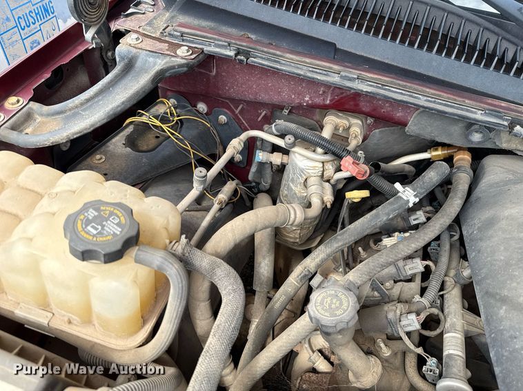 image for item EJ4742 2002 Chevrolet Tahoe SUV