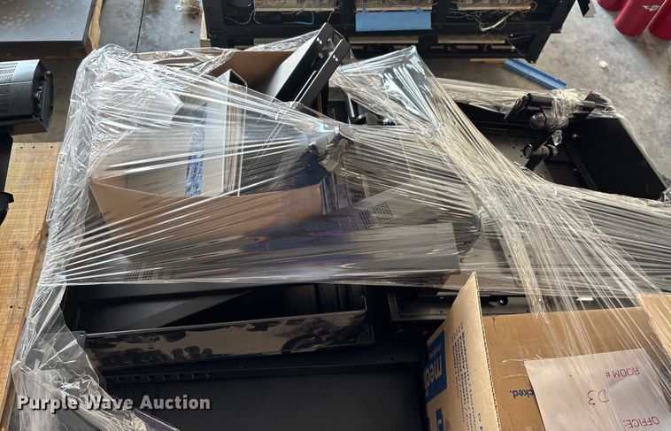 image for item EJ7639 Desk