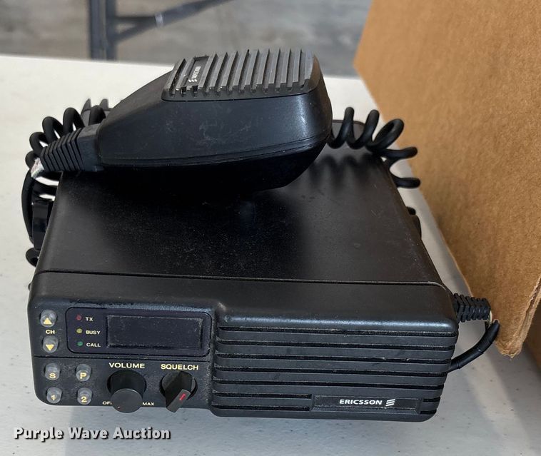 image for item EJ7641 Radios