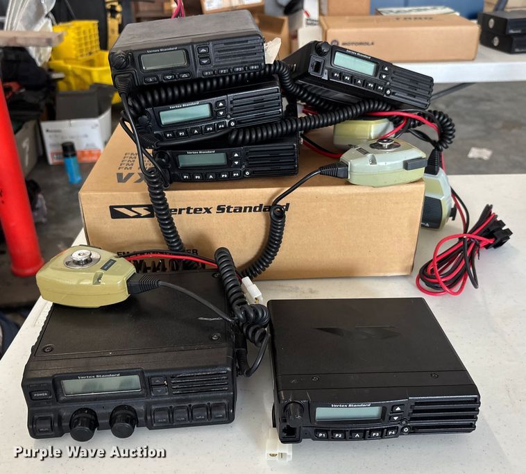 image for item EJ7641 Radios